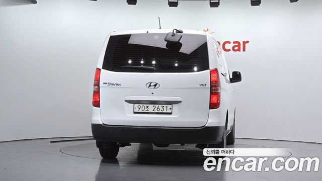 Hyundai Starex New Van 3-Seater Style - фото 3