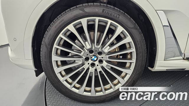 BMW X7 G07 xDrive 40d Design Pure Excellence 7-Seater - фото 3