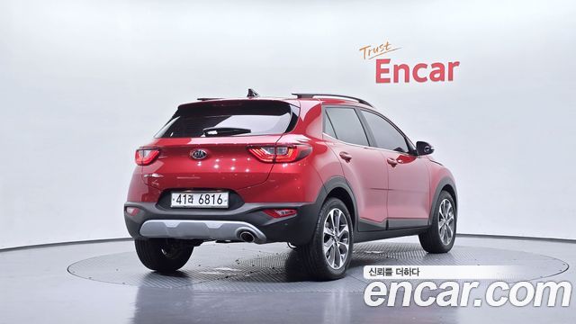 Kia Stonic 1.4 Trendy - фото 1
