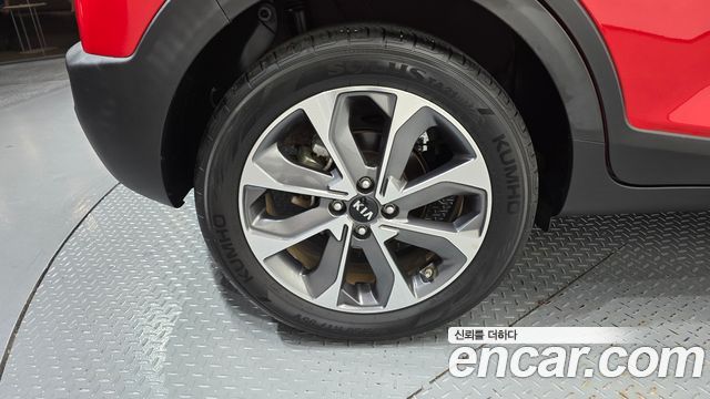 Kia Stonic 1.4 Trendy - фото 4