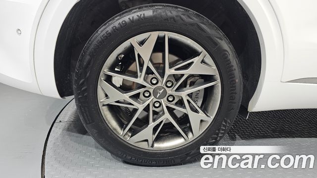 Genesis GV70 2.5T Gasoline AWD - фото 3