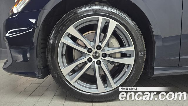 Audi A6 C8 45 TFSI Quattro Premium - фото 3