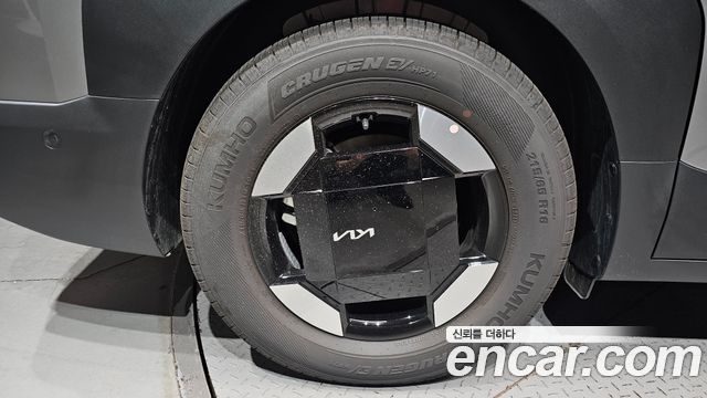 Kia PV5 Passenger 5 Seater Plus - фото 4