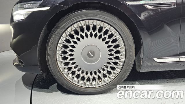 Genesis G90 3.8 AWD Prestige - фото 3