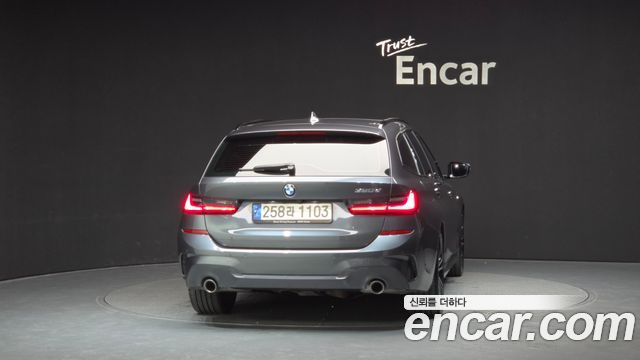 BMW 3 Series G20 320d Touring M Sport - фото 3