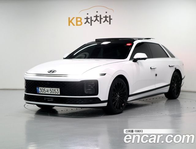 Hyundai Grandeur GN7 2,5 Gasoline 2WD Calligraphy - фото 0