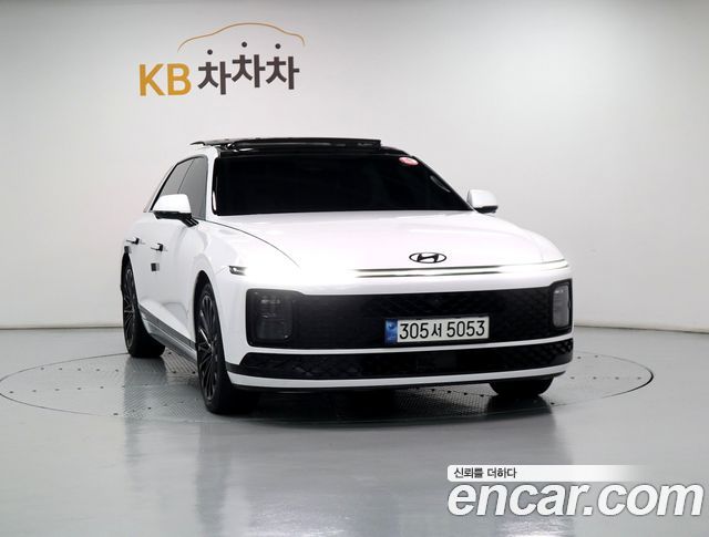 Hyundai Grandeur GN7 2,5 Gasoline 2WD Calligraphy - фото 1