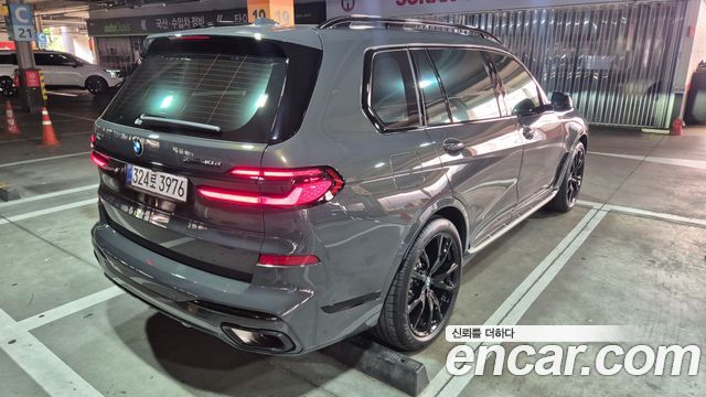BMW X7 G07 xDrive 40d M Sport 7 STR - фото 1
