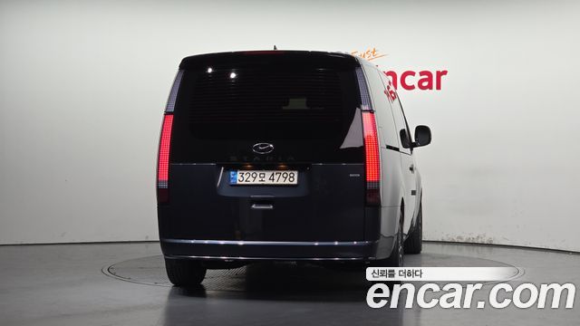 Hyundai Staria 4WD Lounge 9-Seater Inspiration - фото 3