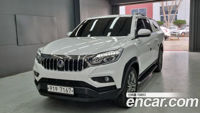 SsangYong Rexton Sports Khan Diesel 2.2 4WD Professional S (5-Link) - фото 0