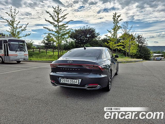 Hyundai Grandeur New IG, гибрид Exclusive - фото 1