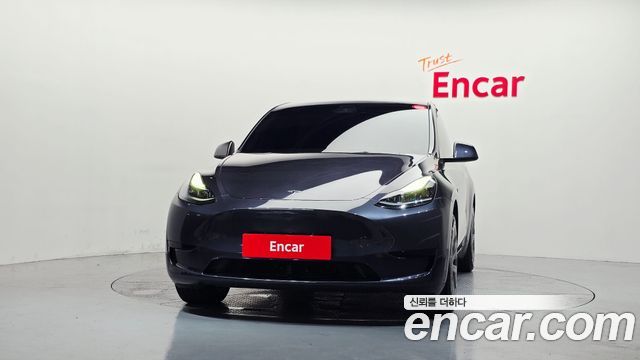 Tesla Model Y RWD - фото 2