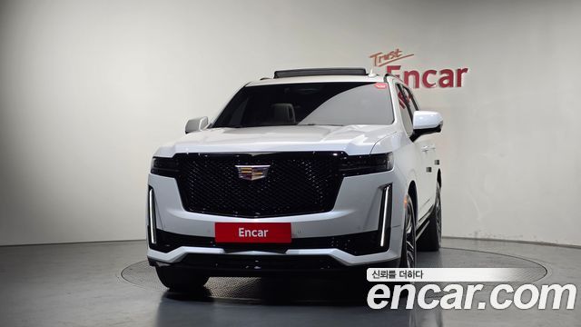 Cadillac Escalade 5-го поколения 6.2 Sports Platinum - фото 2