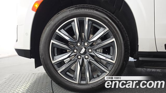 Cadillac Escalade 5-го поколения 6.2 Sports Platinum - фото 4