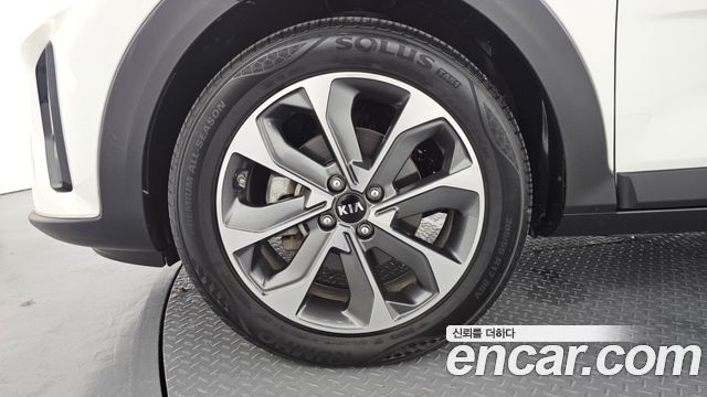 Kia Stonic 1.4 Prestige - фото 4