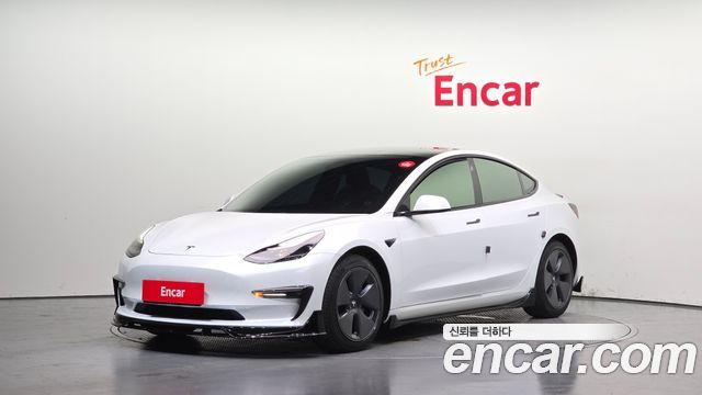 Tesla Model 3 Long Range AWD - фото 0