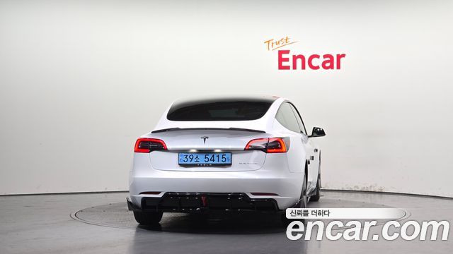 Tesla Model 3 Long Range AWD - фото 3
