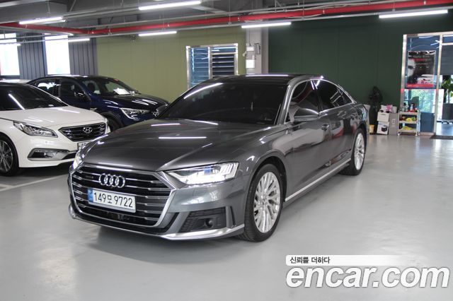 Audi A8 D5 55 TFSI Quattro LWB - фото 0