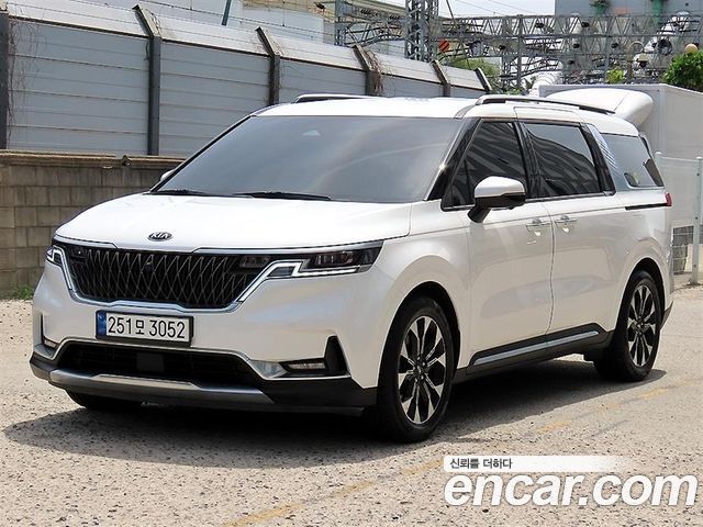 Kia Carnival 4-го поколения Diesel 9-Seater Noblesse - фото 1