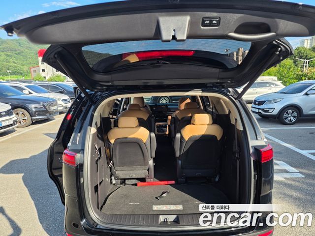 Kia Carnival 4-го поколения Diesel 9-Seater Noblesse - фото 4