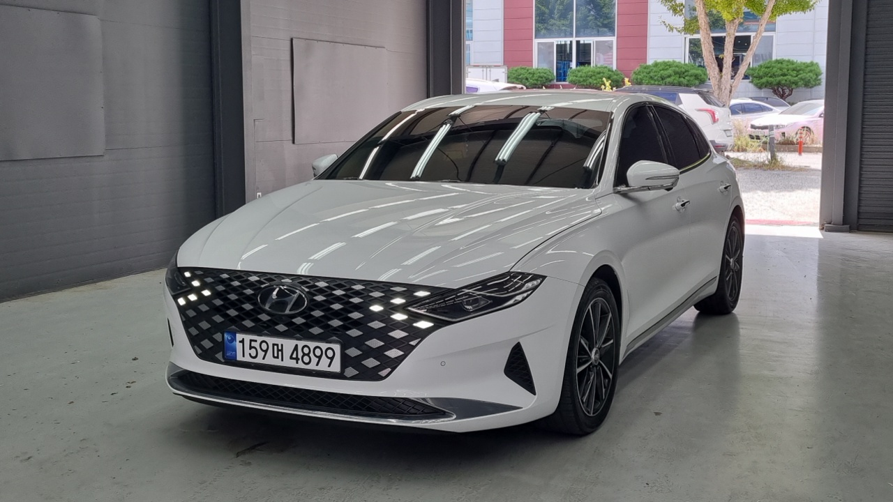Hyundai Grandeur New IG 2.5 Le Blanc - фото 0