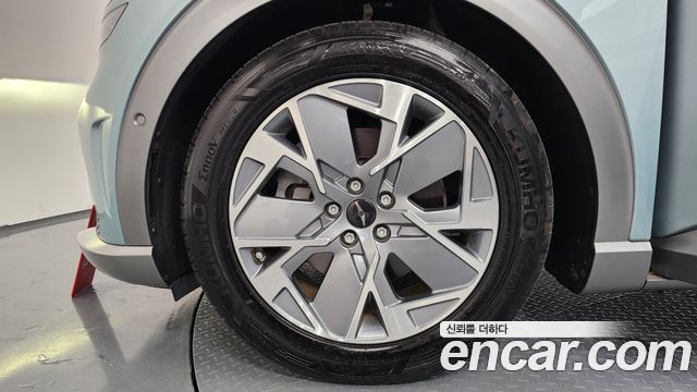 Genesis GV60 Standard - фото 4
