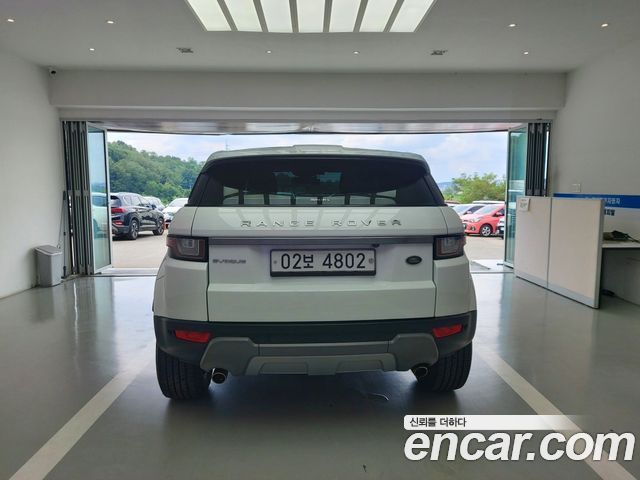 Land Rover Range Rover Evoque 2.0 TD4 SE - фото 3