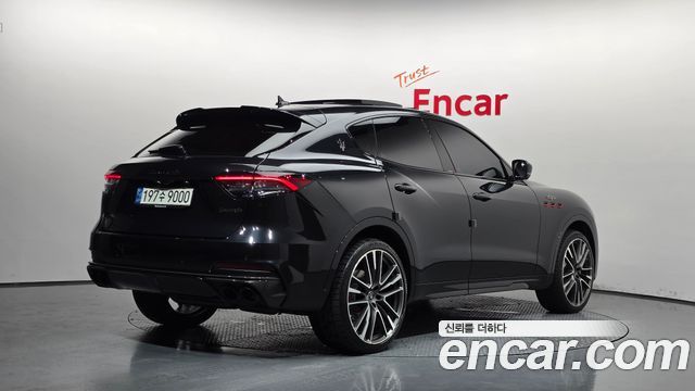 Maserati Levante 3.8 Trofeo - фото 1