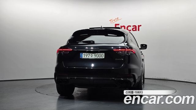 Maserati Levante 3.8 Trofeo - фото 3