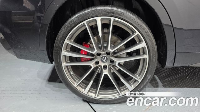 Maserati Levante 3.8 Trofeo - фото 4