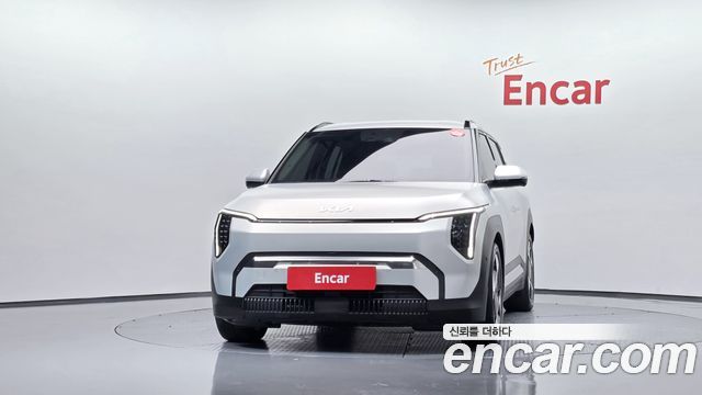 Kia EV3 Long Range 2WD Earth - фото 2