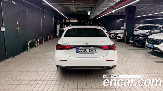 Mercedes-Benz E-Class W214 E200 Avantgarde - фото 3