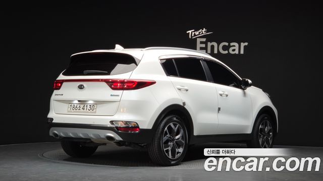 Kia Sportage The Bold Diesel 1.6 2WD Prestige - фото 1