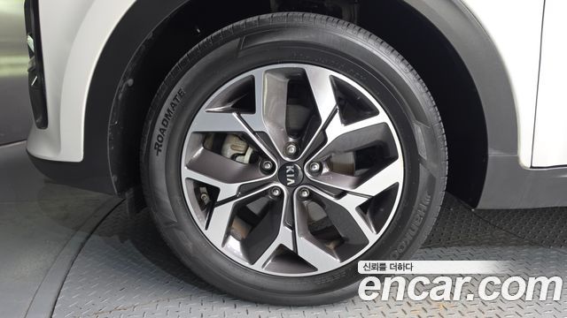 Kia Sportage The Bold Diesel 1.6 2WD Prestige - фото 4
