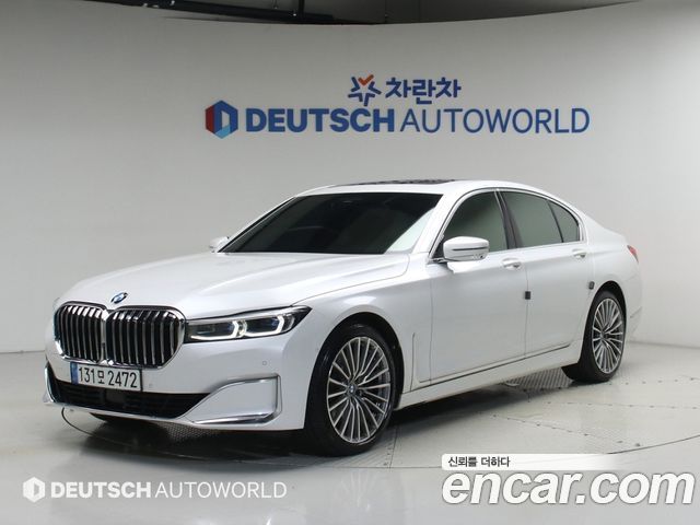 BMW 7 Series G11 740i Design Pure Excellence - фото 0