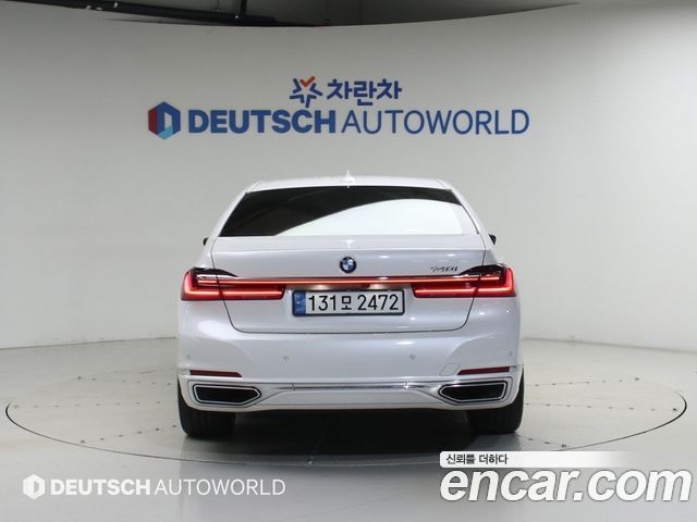 BMW 7 Series G11 740i Design Pure Excellence - фото 3