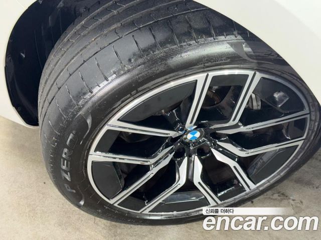 BMW 7 Series G70 740d xDrive M Sport - фото 4