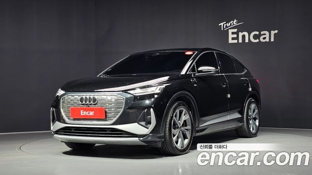 Audi Q4 e-Tron F4 40 Premium Sportback - фото 0