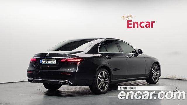 Mercedes-Benz E-Class W213 E250 Avantgarde - фото 1