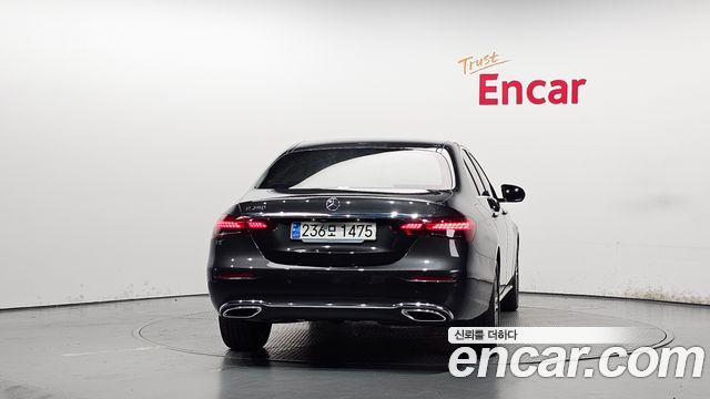 Mercedes-Benz E-Class W213 E250 Avantgarde - фото 3