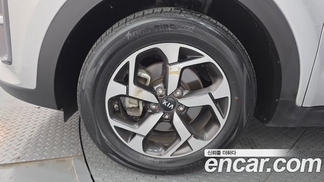 Kia Sportage The Bold Diesel 1.6 2WD Trendy - фото 4