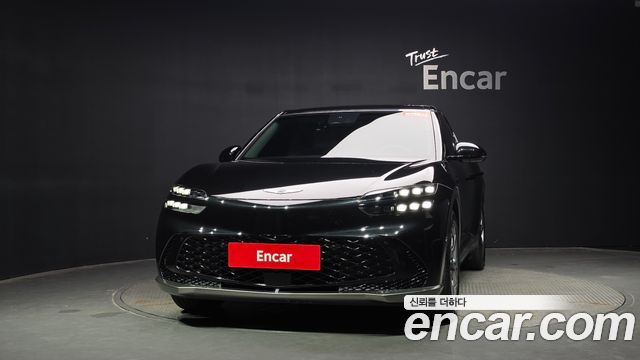 Genesis GV60 Standard - фото 1