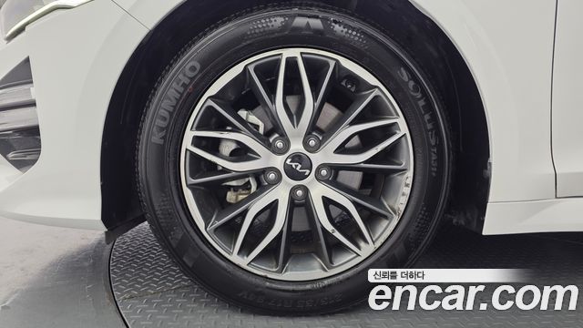 Kia K5 3-го поколения 2.0 Noblesse - фото 4