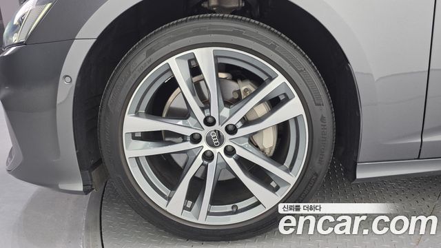Audi A6 C8 45 TFSI Quattro Premium - фото 4