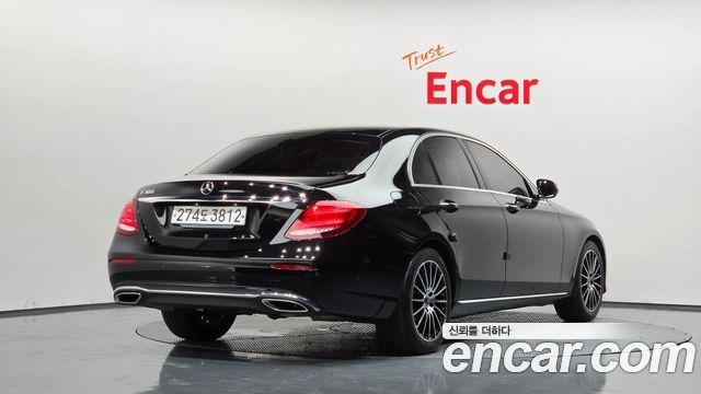 Mercedes-Benz E-Class W213 E300 Avantgarde - фото 1