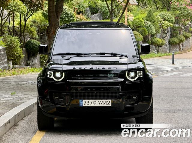 Land Rover Defender L663 110 P400 X - фото 1