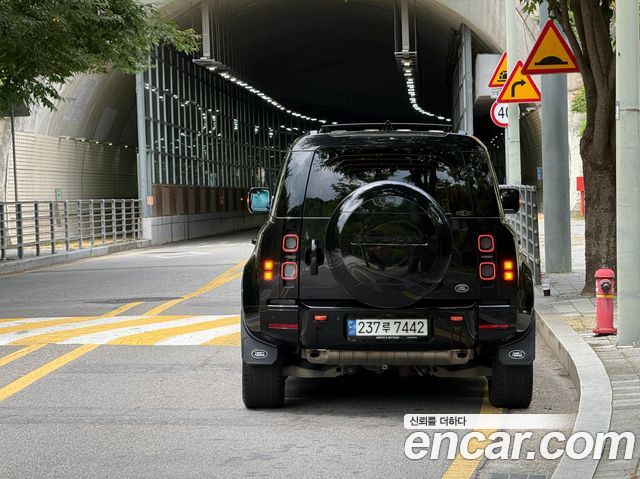 Land Rover Defender L663 110 P400 X - фото 4
