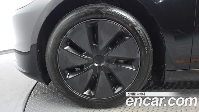 Tesla Model 3 RWD - фото 3