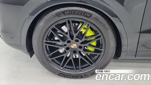 Porsche Cayenne PO536 3.0 E-Hybrid Coupe - фото 4