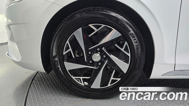 Hyundai Grandeur New IG, гибрид Exclusive - фото 3